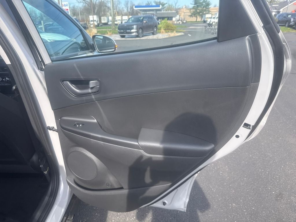 2023 Hyundai Kona SE