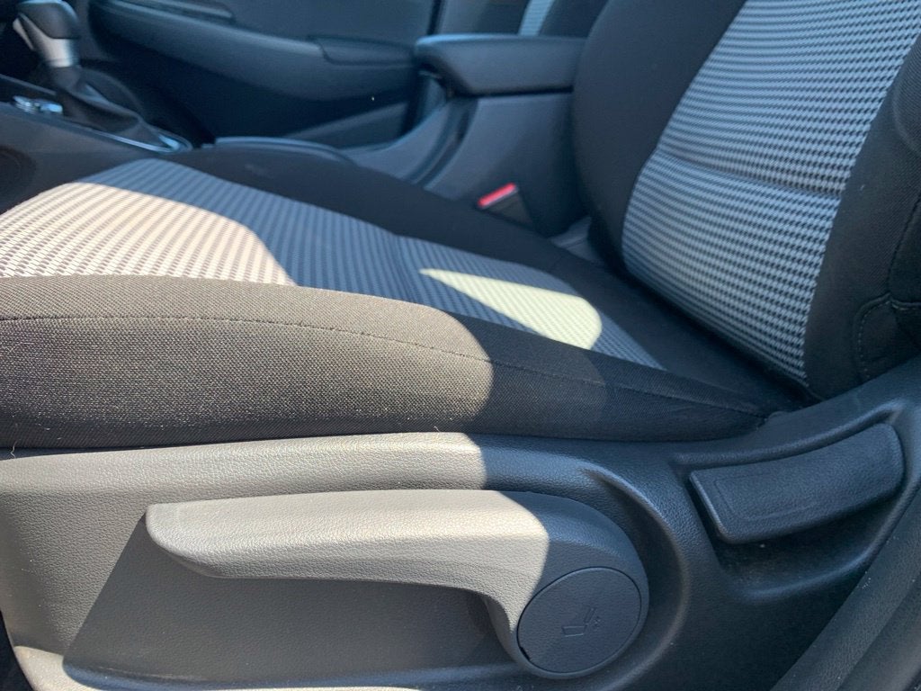 2023 Hyundai Kona SE