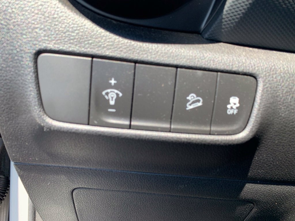 2023 Hyundai Kona SE