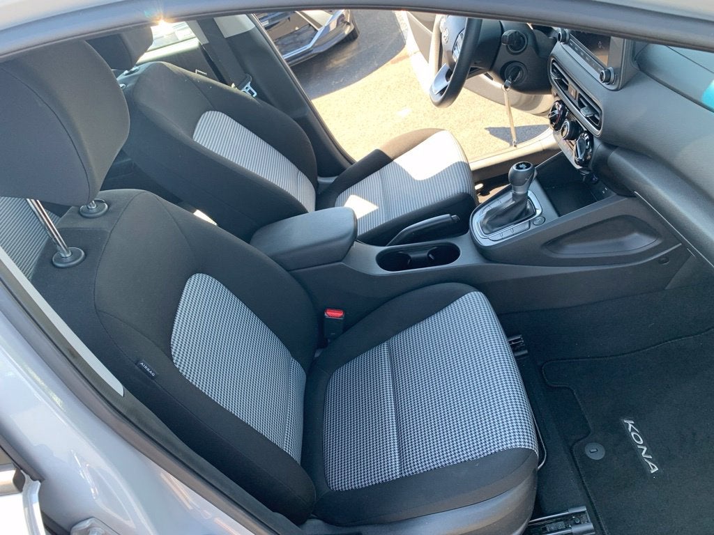 2023 Hyundai Kona SE