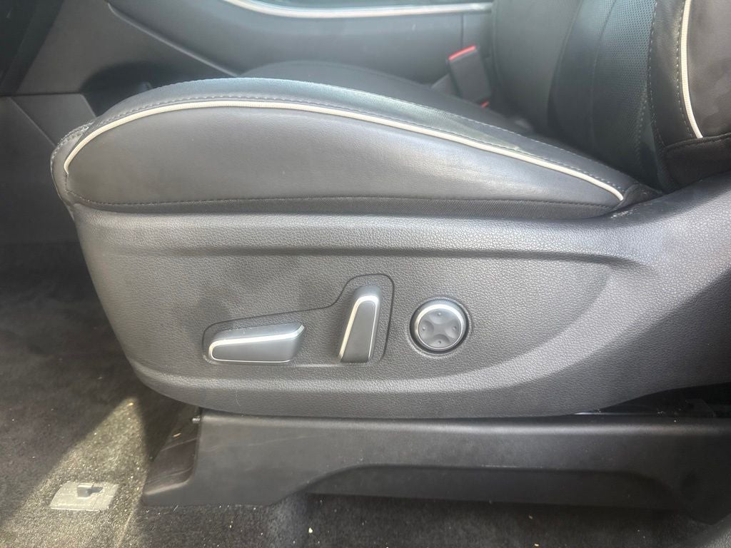 2025 Hyundai Palisade SEL Premium 8 Passenger