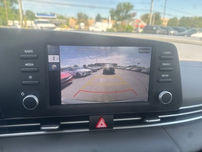 2025 Hyundai Elantra SE