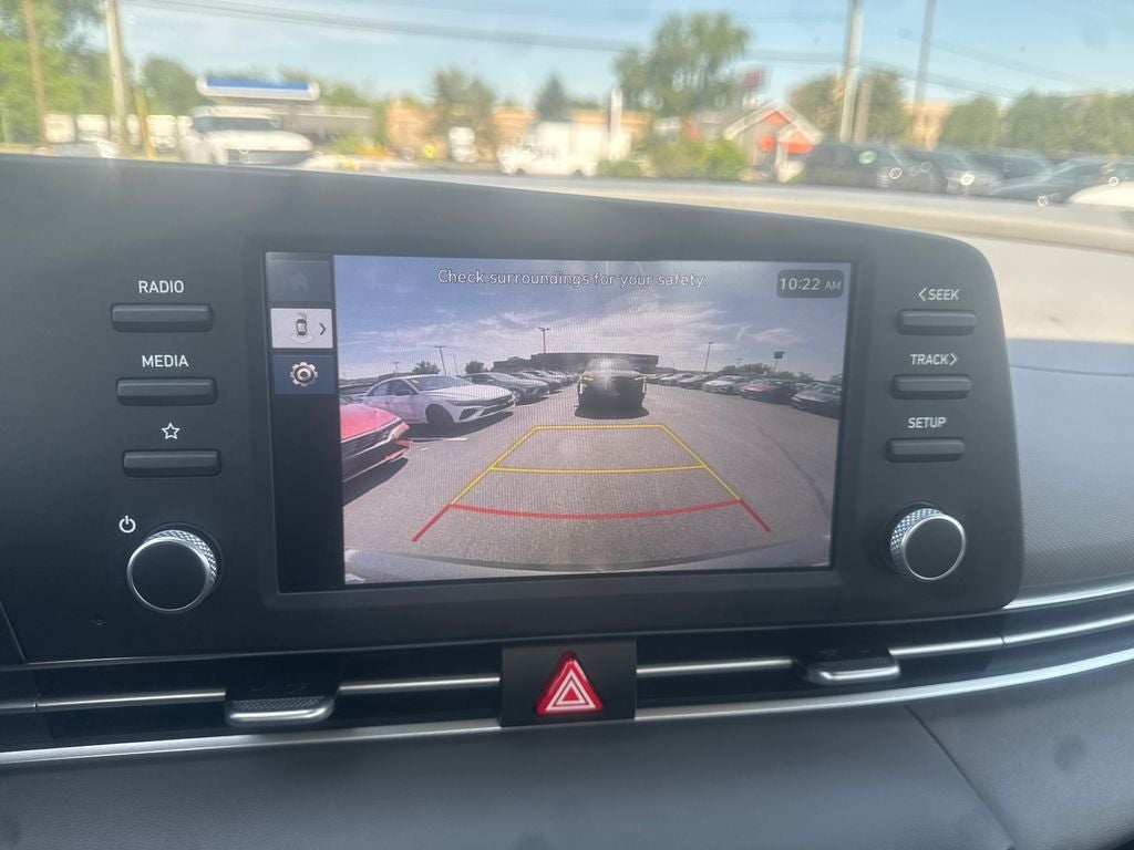 2025 Hyundai Elantra SE