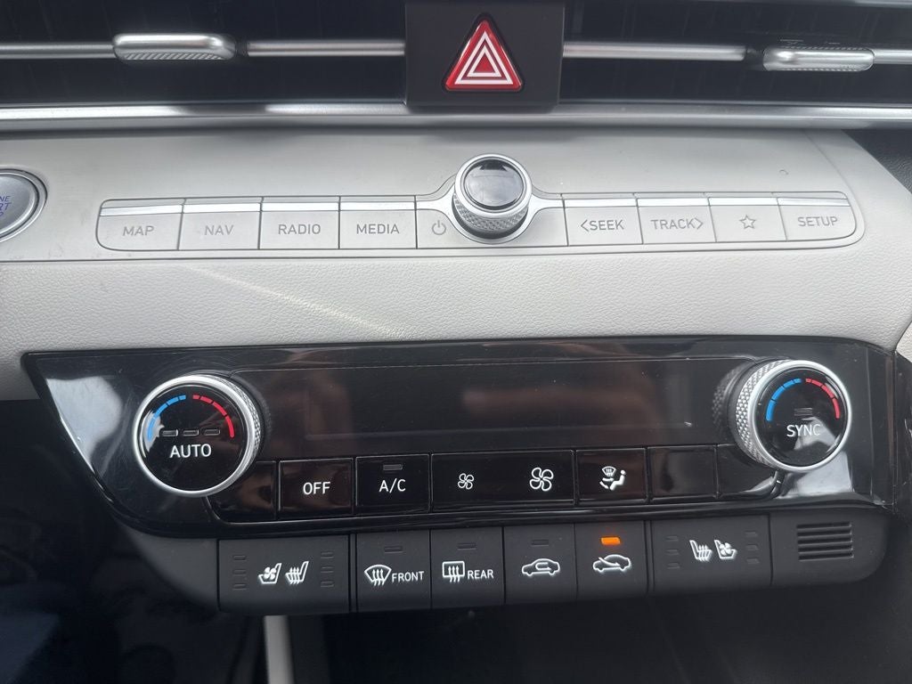 2022 Hyundai Elantra Hybrid Limited