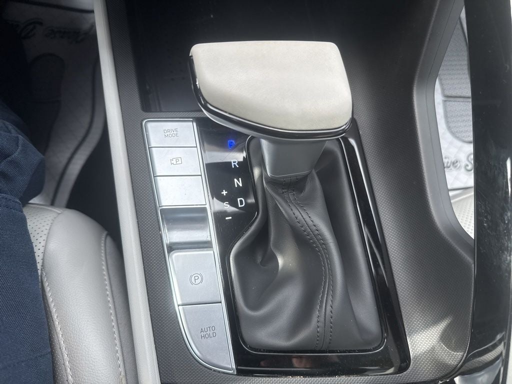 2022 Hyundai Elantra Hybrid Limited