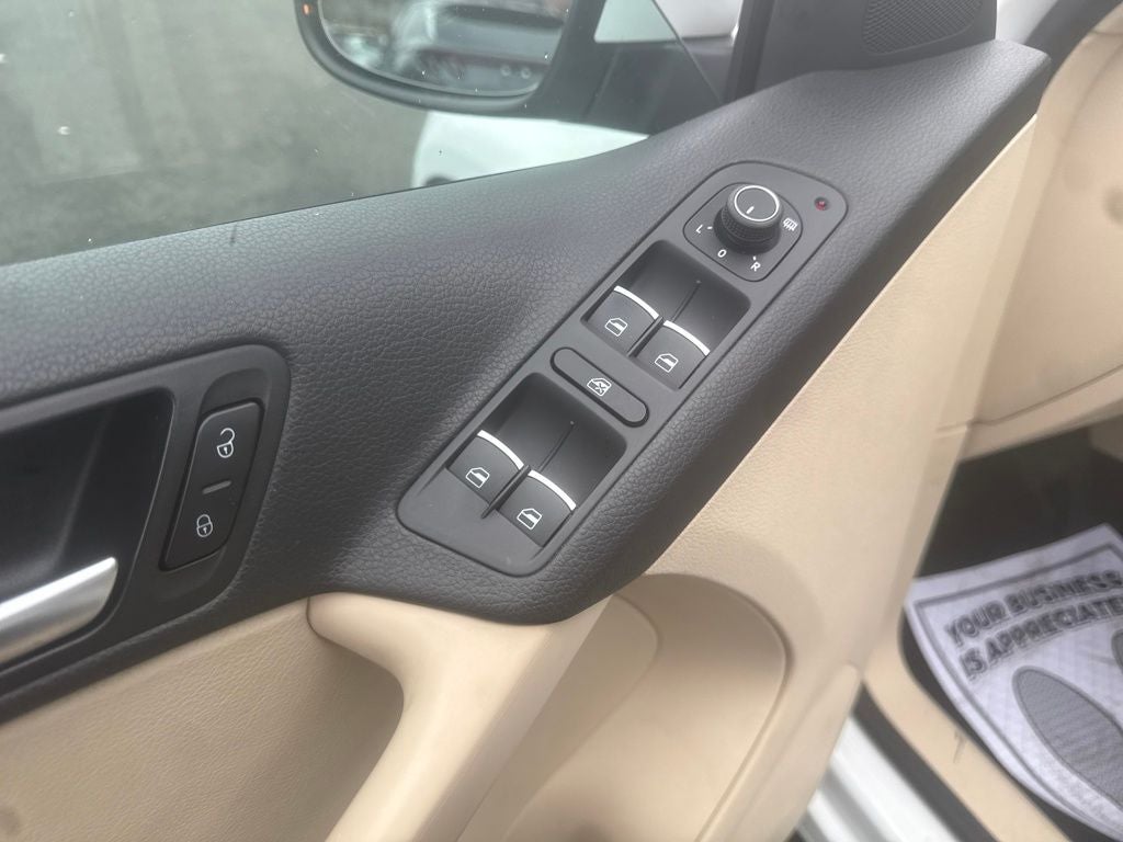 2016 Volkswagen Tiguan SE 4Motion