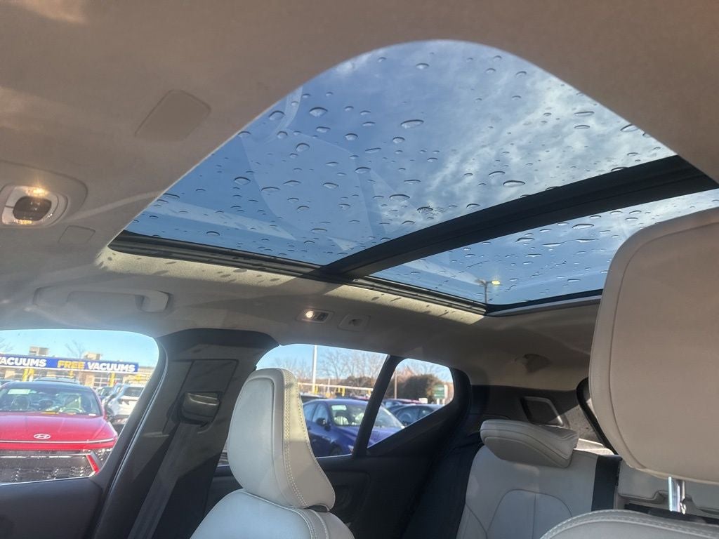 2021 Volvo XC40 T5 Inscription