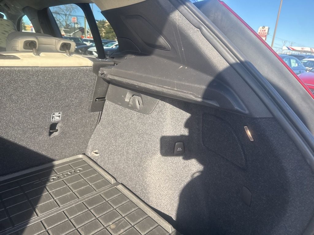 2021 Volvo XC40 T5 Inscription