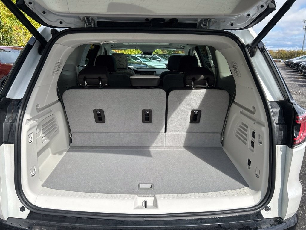 2024 GMC Acadia Denali
