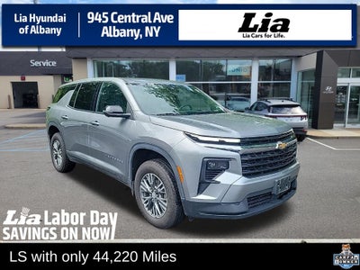 2024 Chevrolet Traverse LS