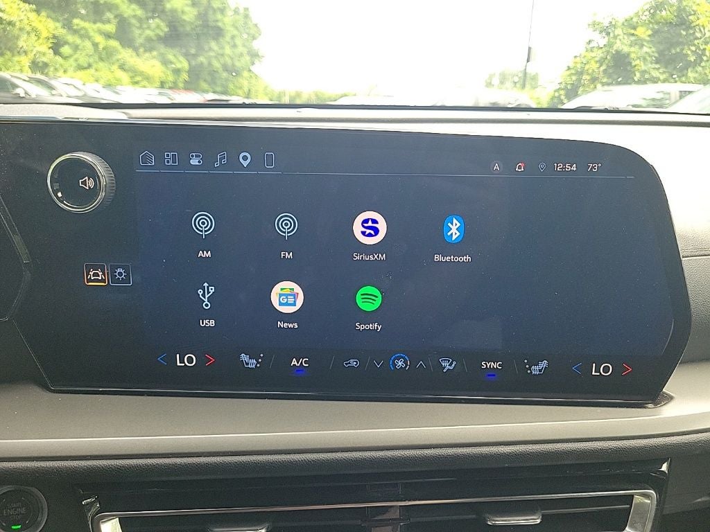 2024 Chevrolet Traverse LS