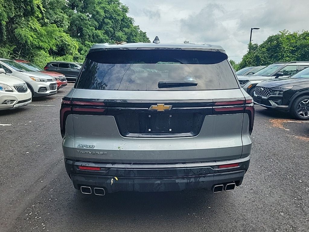 2024 Chevrolet Traverse LS