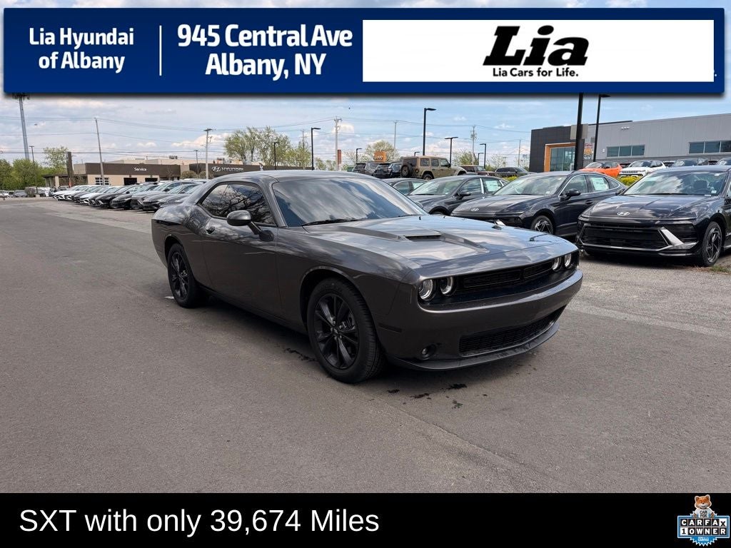 2020 Dodge Challenger SXT