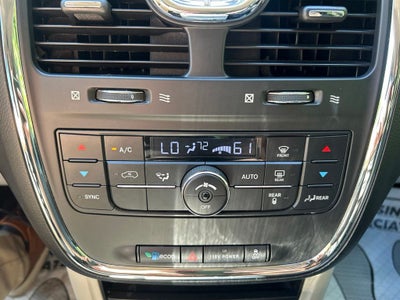 2013 Chrysler Town & Country Touring