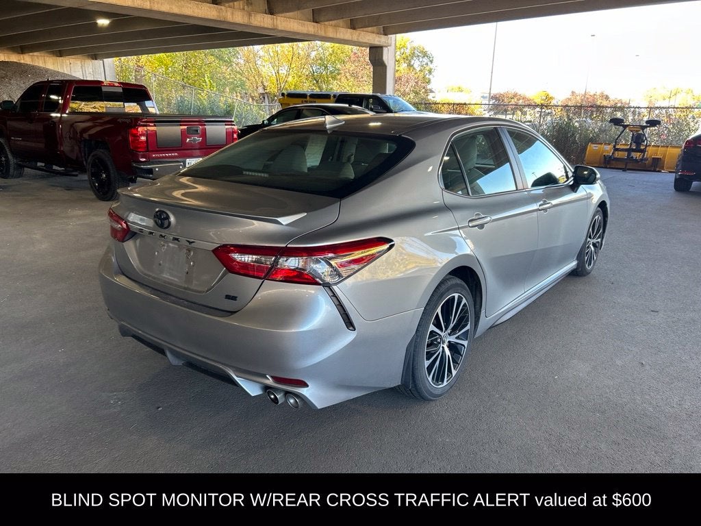 2019 Toyota Camry SE