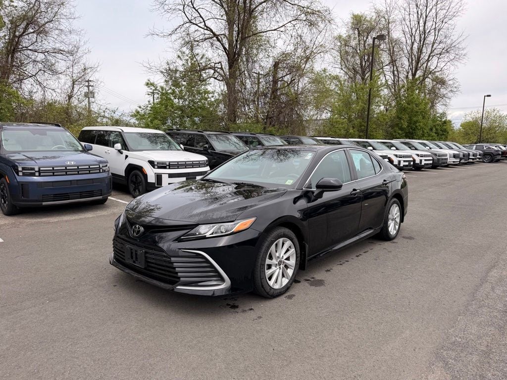 2022 Toyota Camry LE AWD