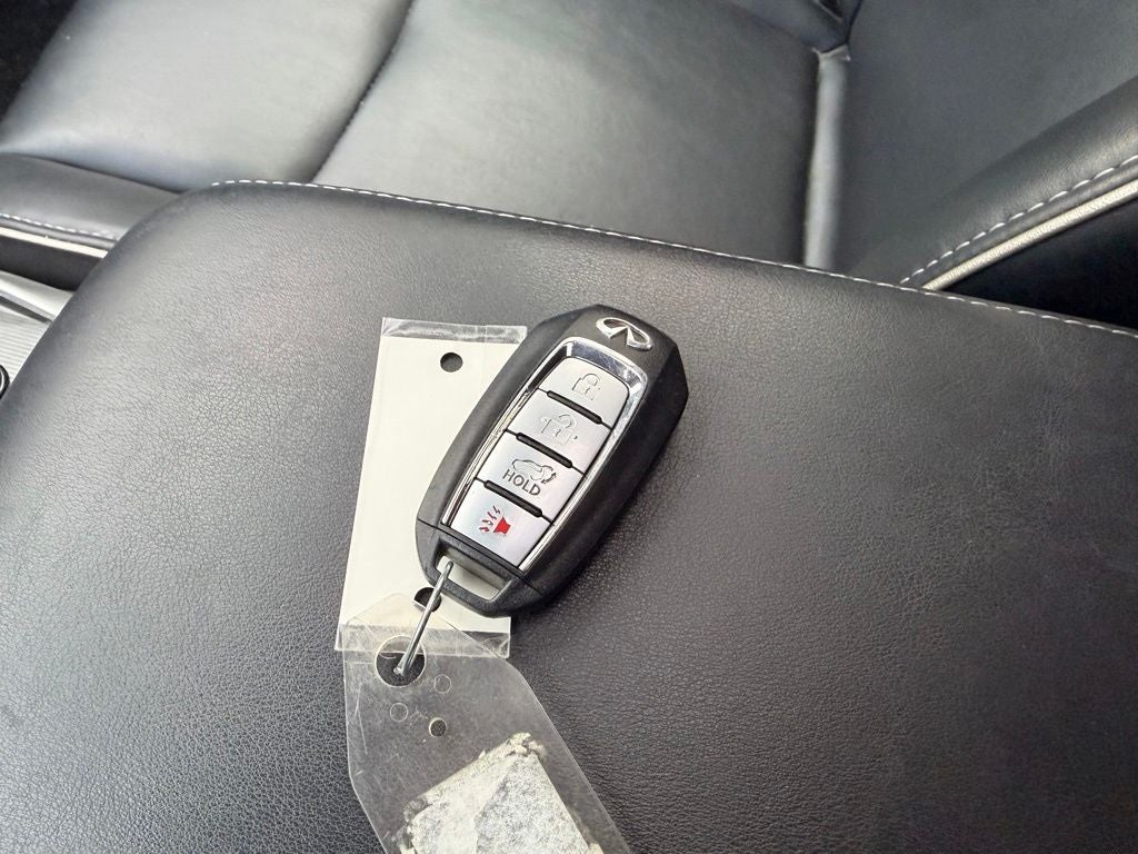 2020 INFINITI QX60 PURE