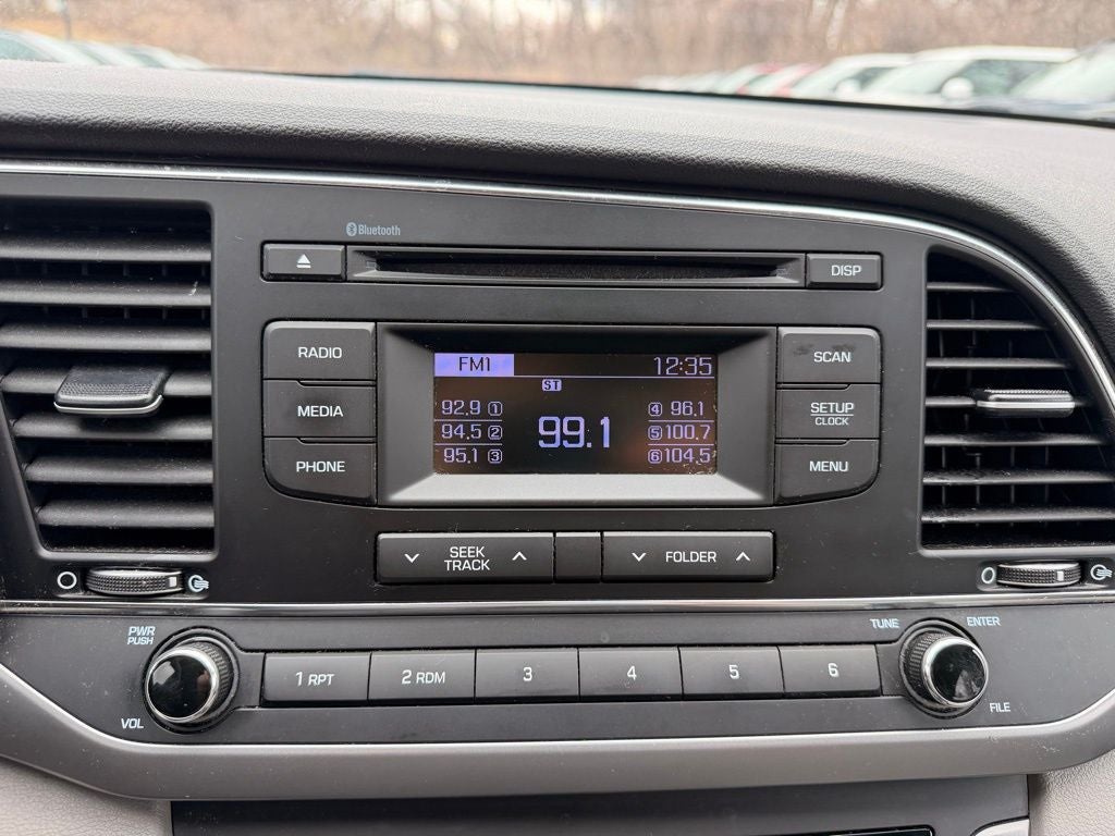 2018 Hyundai Elantra SE