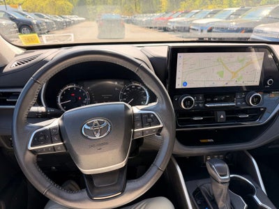 2024 Toyota Highlander XLE