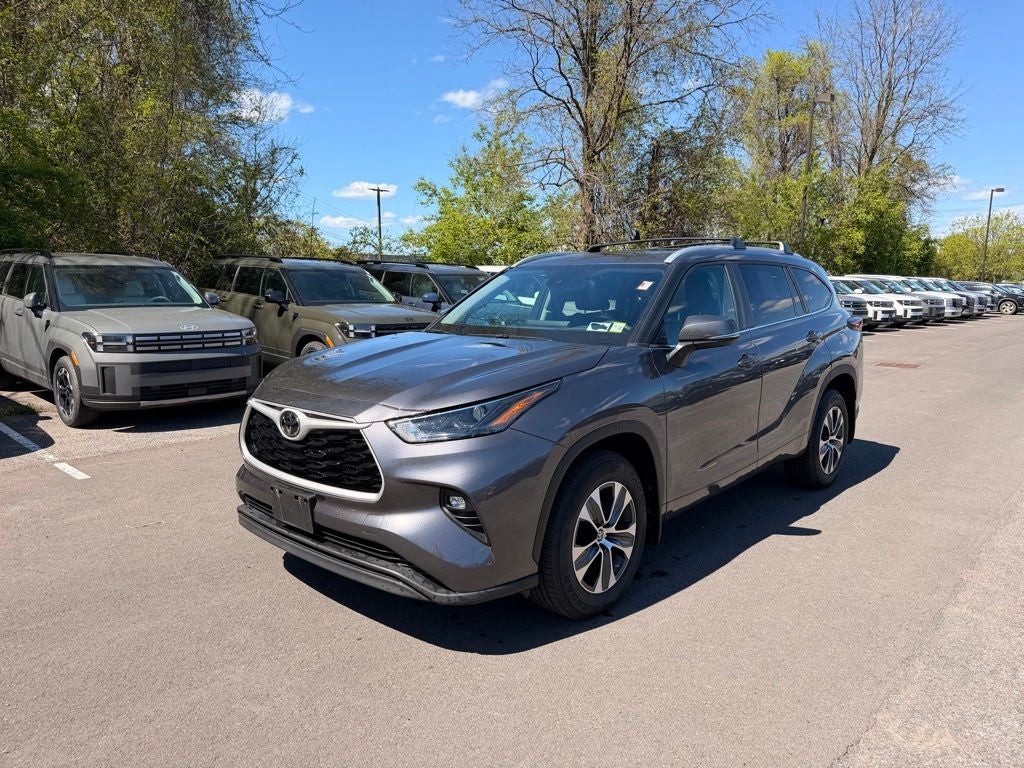 2024 Toyota Highlander XLE