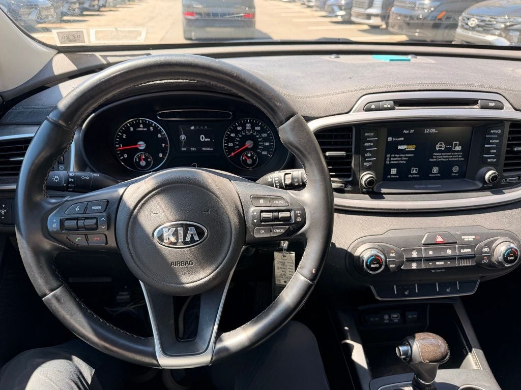 2017 Kia Sorento LX