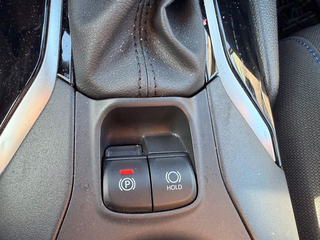 2024 Toyota Corolla Cross Hybrid SE