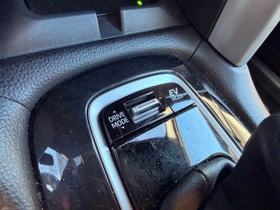 2024 Toyota Corolla Cross Hybrid SE