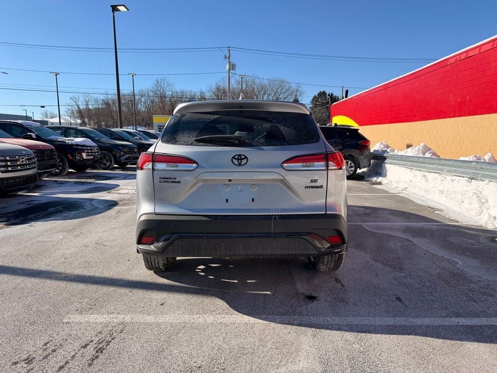 2024 Toyota Corolla Cross Hybrid SE