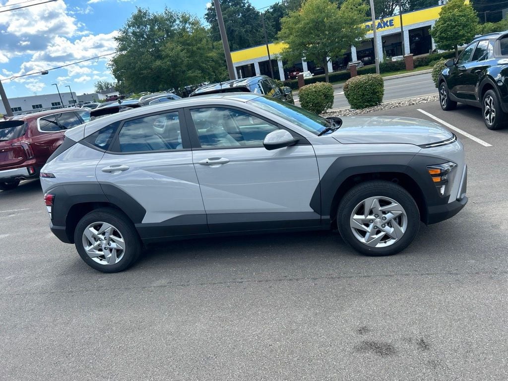 2024 Hyundai Kona SE