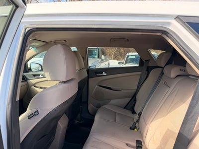 2020 Hyundai Tucson SE