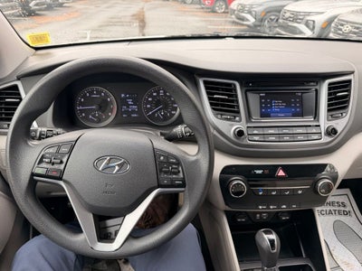2016 Hyundai Tucson SE