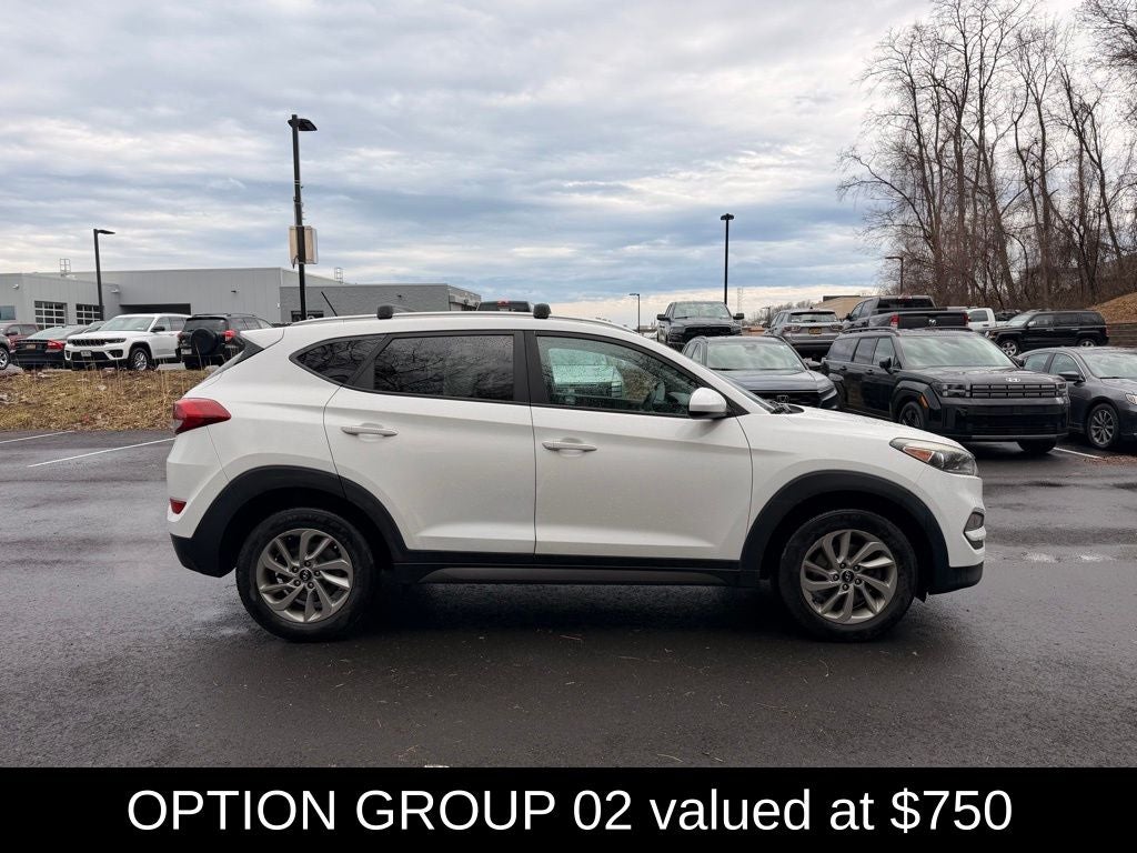 2016 Hyundai Tucson SE