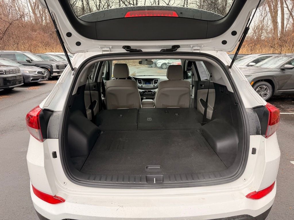 2016 Hyundai Tucson SE