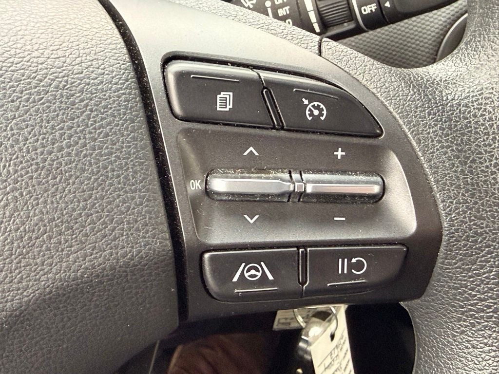 2023 Hyundai Kona SE