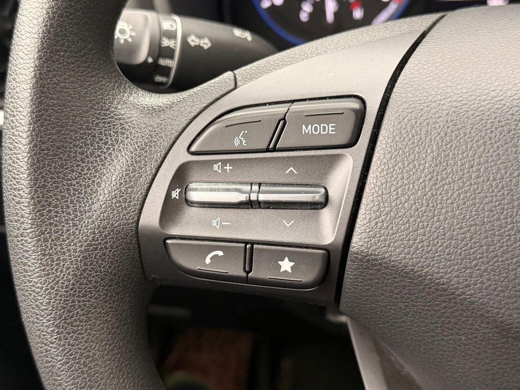 2023 Hyundai Kona SE
