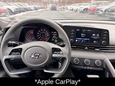 2023 Hyundai Elantra SE