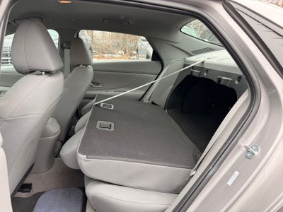 2023 Hyundai Elantra SE