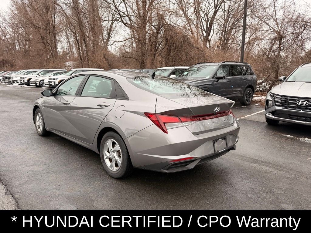 2023 Hyundai Elantra SE