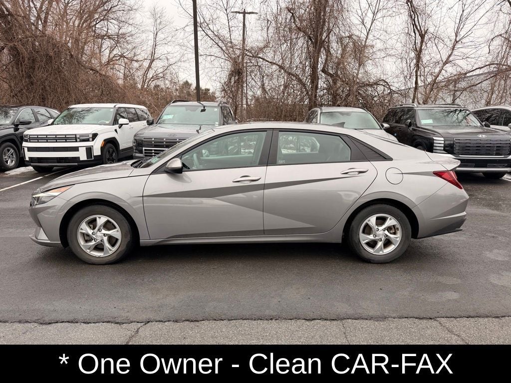 2023 Hyundai Elantra SE