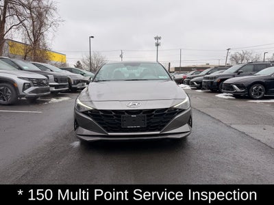 2023 Hyundai Elantra SE