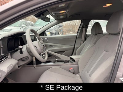 2023 Hyundai Elantra SE