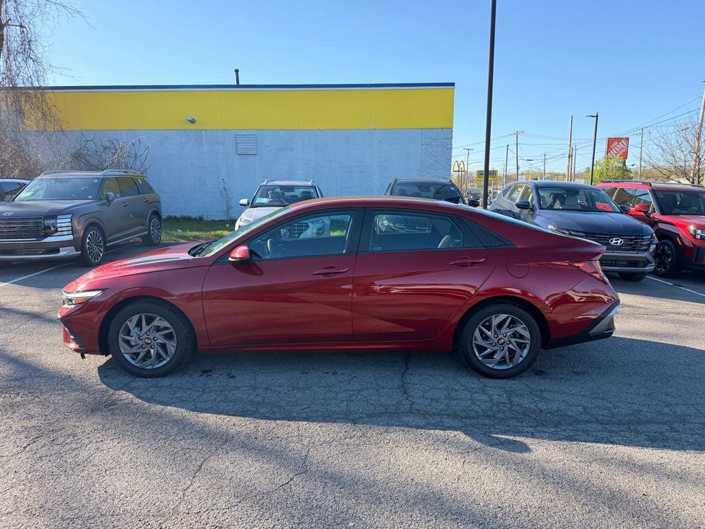 2024 Hyundai Elantra SEL