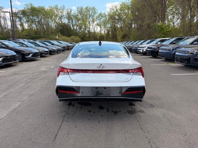 2024 Hyundai Elantra Hybrid Limited