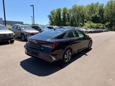 2025 Hyundai Elantra Hybrid Limited