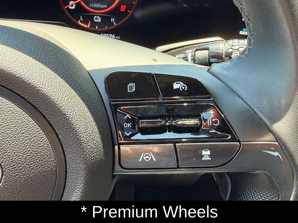 2025 Hyundai Elantra Hybrid Limited
