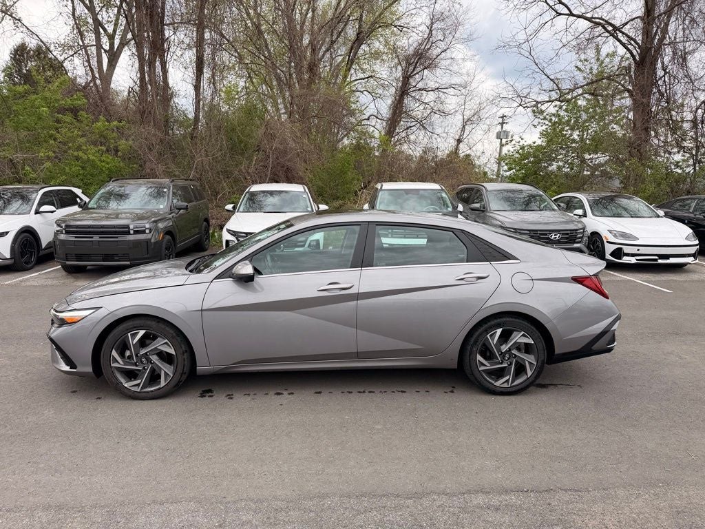 2024 Hyundai Elantra Limited