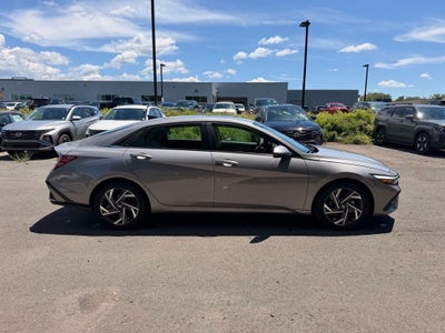 2025 Hyundai Elantra Limited