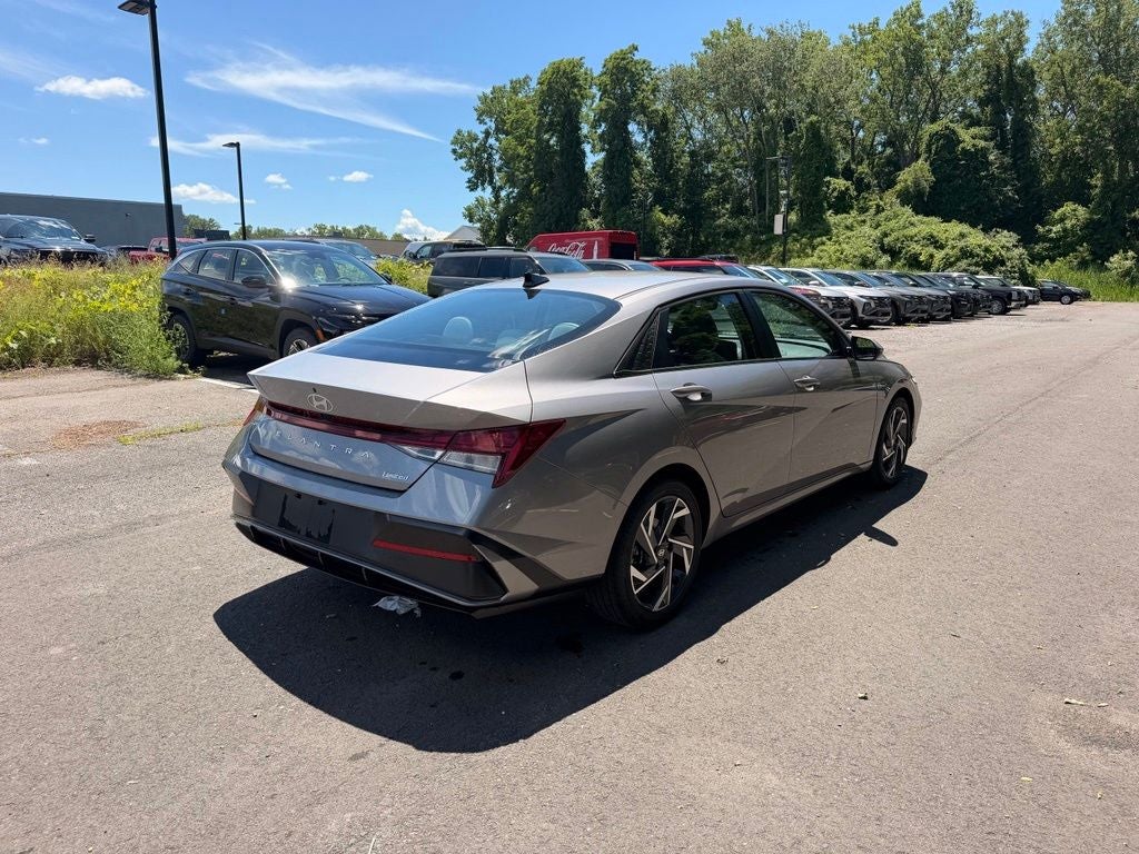 2025 Hyundai Elantra Limited