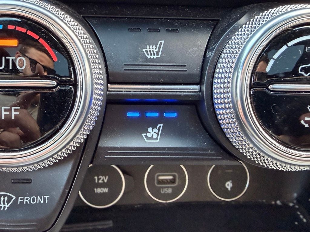 2023 Genesis G70 2.0T Sport Prestige