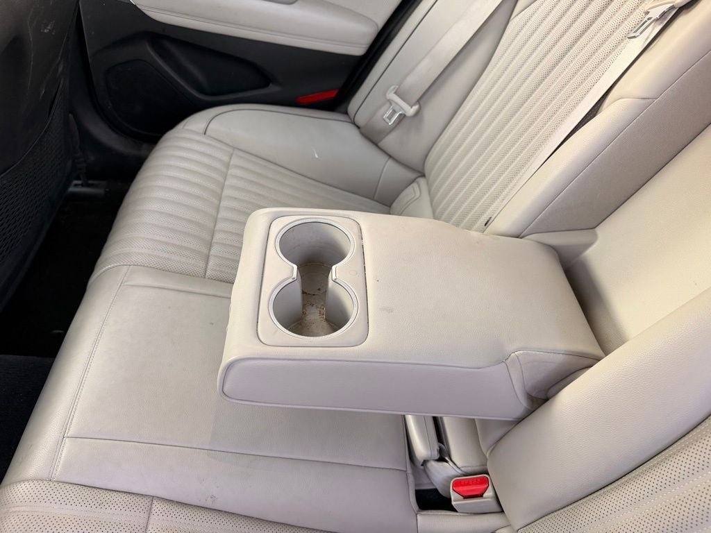 2023 Genesis G70 2.0T Sport Prestige